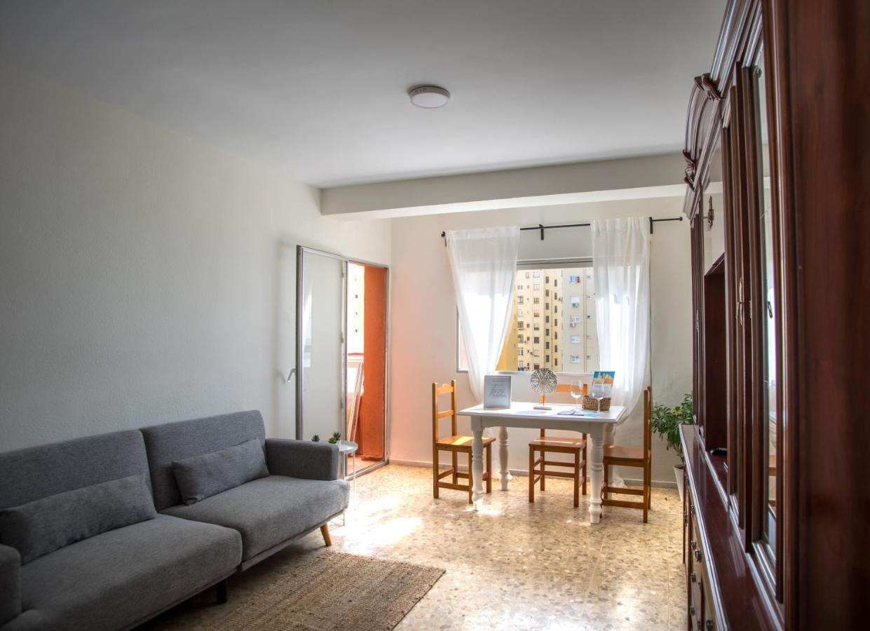 Delfin Playa Basic Ha Apartment Cádiz Eksteriør bilde