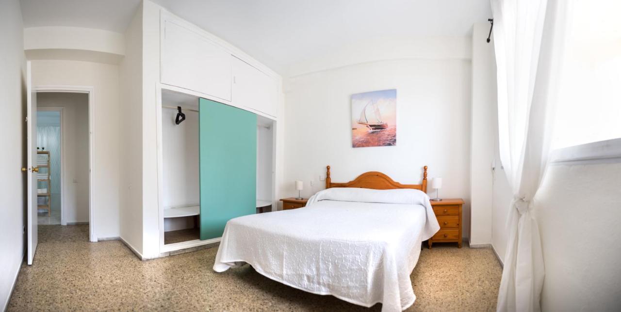 Delfin Playa Basic Ha Apartment Cádiz Eksteriør bilde