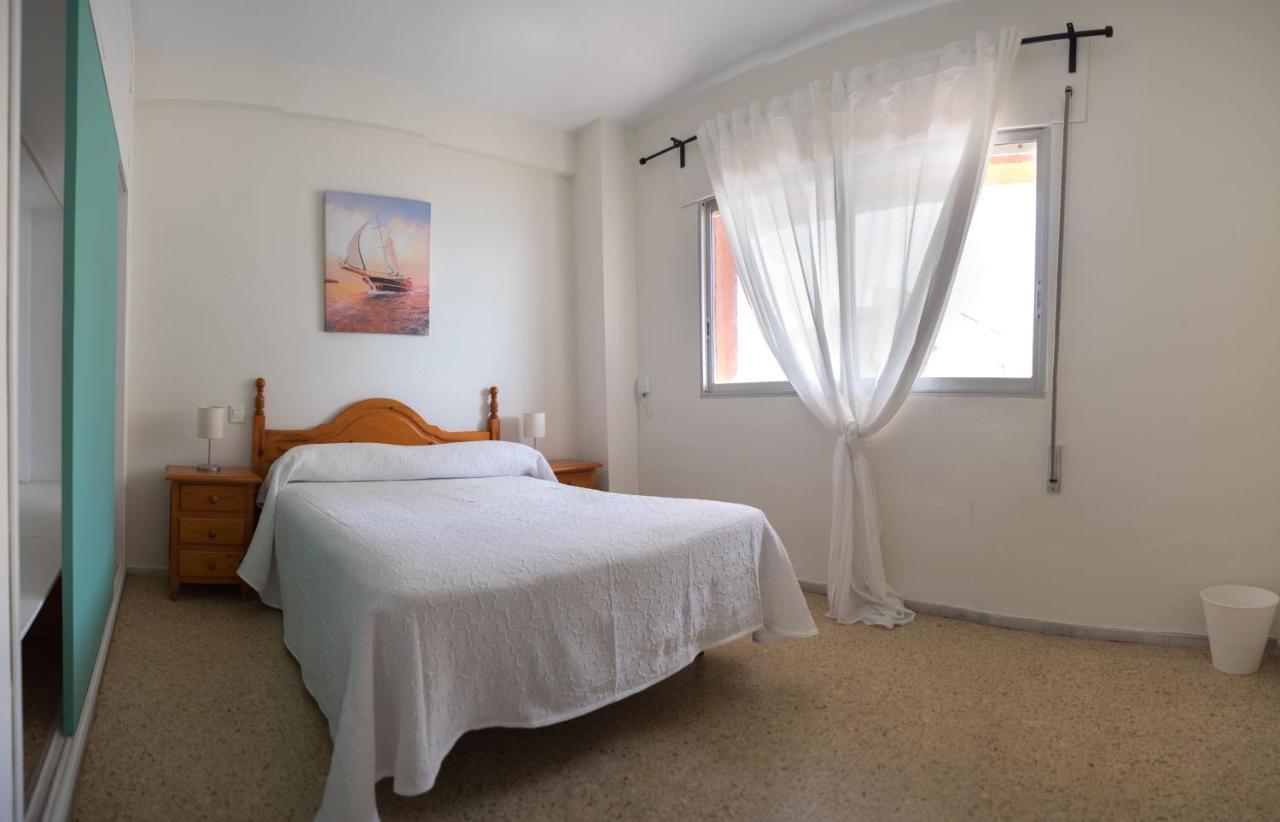 Delfin Playa Basic Ha Apartment Cádiz Eksteriør bilde
