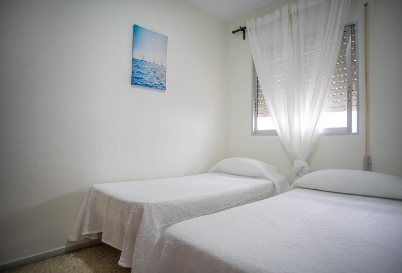 Delfin Playa Basic Ha Apartment Cádiz Eksteriør bilde